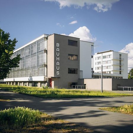 Ferienwohnung Wellness Lounge Am Bauhausmuseum Dessau-Rosslau Exterior foto